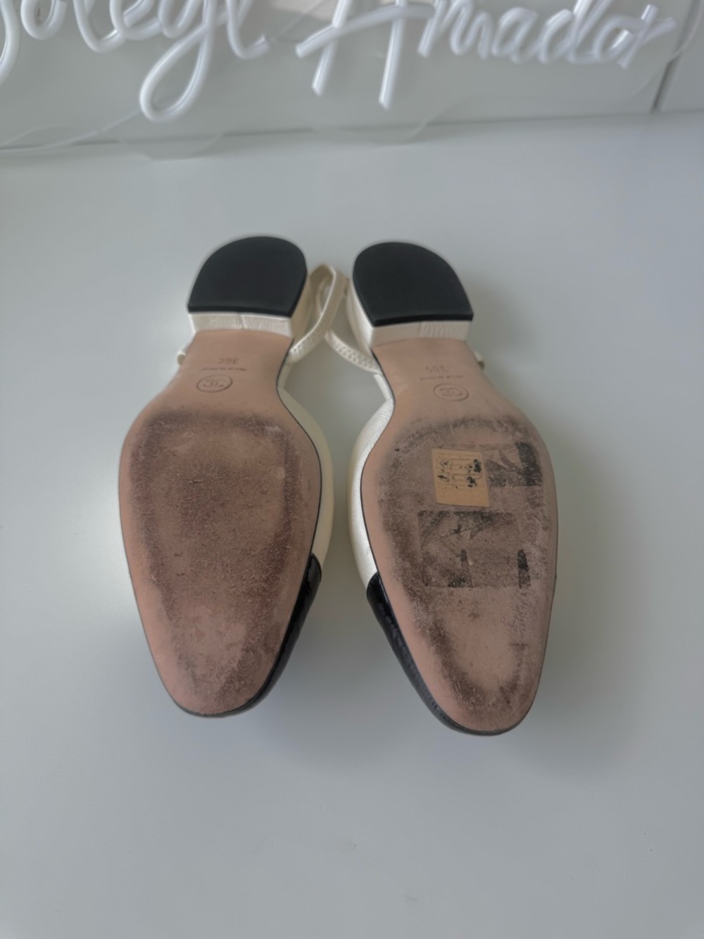 CHANEL Beige and Black Goatskin Slingback Flats - Picture 8 of 12